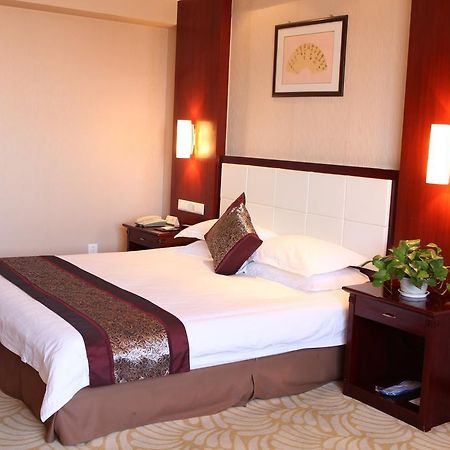 هيزي Tianhong Hotel الغرفة الصورة