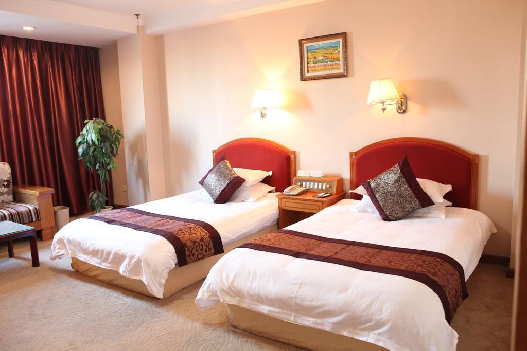 هيزي Tianhong Hotel الغرفة الصورة