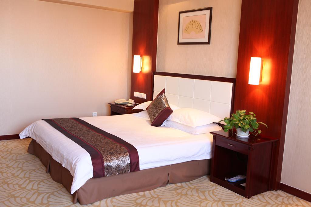 هيزي Tianhong Hotel الغرفة الصورة